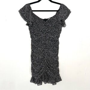 Leela & Lavender Black Floral Ruched‎ Ruffle Mini Dress Small